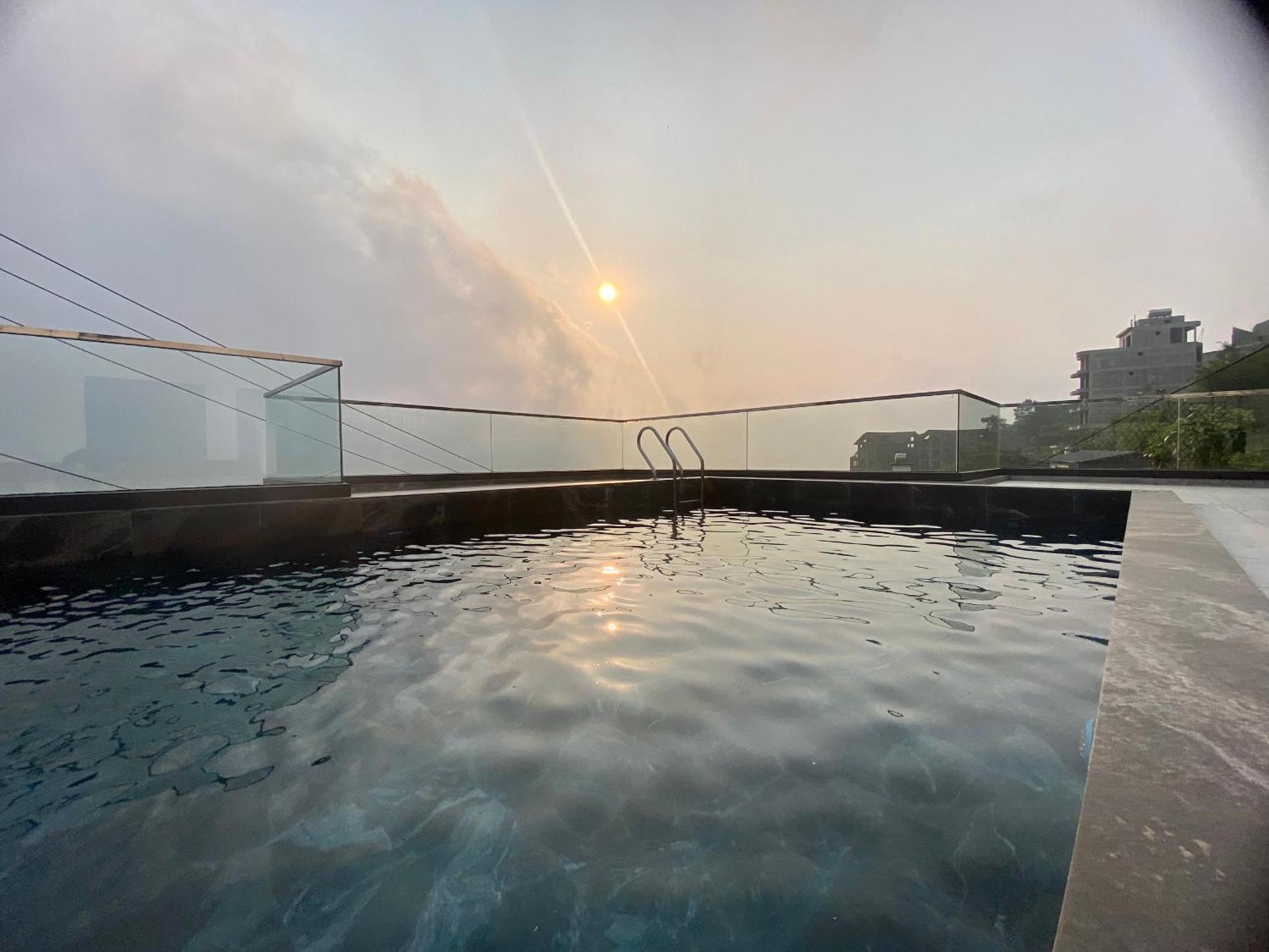 Hotel Blue Moon Tam Ðảo Exterior foto